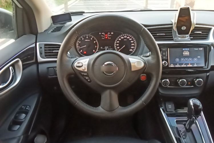 Used Nissan Sylphy 2018 Classic 1.6XE+ CVT Luxury Edition Steering Wheel