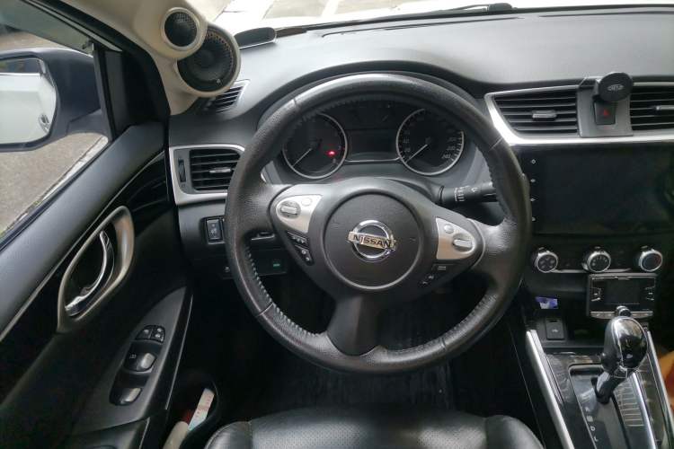 Used Nissan Sylphy 2018 1.6XV CVT Deluxe Edition Steering Wheel
