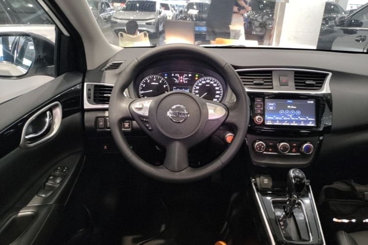 Used Nissan Sylphy 2018 1.6XV CVT Deluxe Edition Steering Wheel