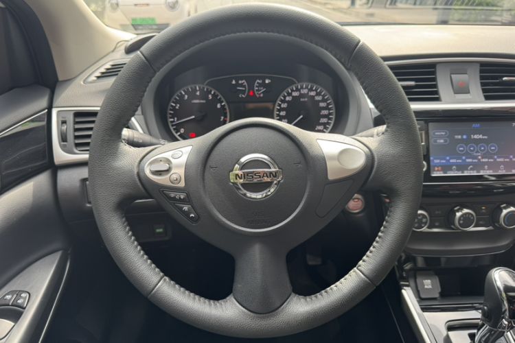 Used Nissan Sylphy 2018 1.6XV CVT Deluxe Edition Steering Wheel