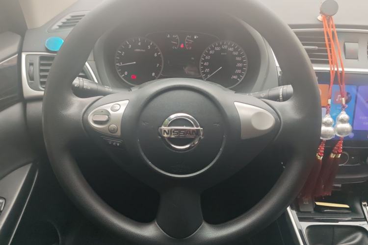 Used Nissan Sylphy 2018 1.6XL Manual Luxury Edition Steering Wheel