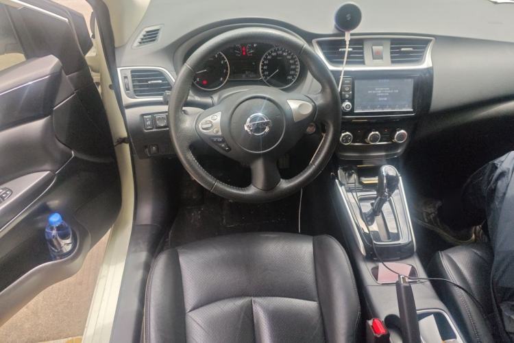 Used Nissan Sylphy 2018 1.6XV CVT Deluxe Edition Steering Wheel