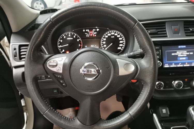 Used Nissan Sylphy 2018 1.6XV CVT Deluxe Edition Steering Wheel