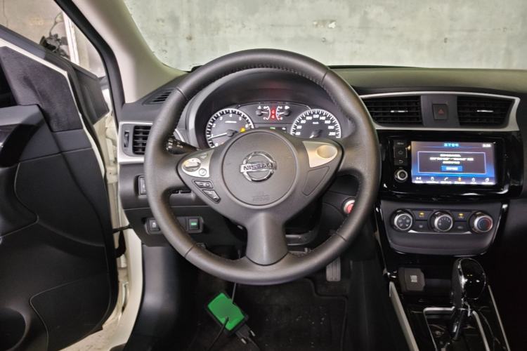 Used Nissan Sylphy 2018 1.6XV CVT Deluxe Edition Steering Wheel