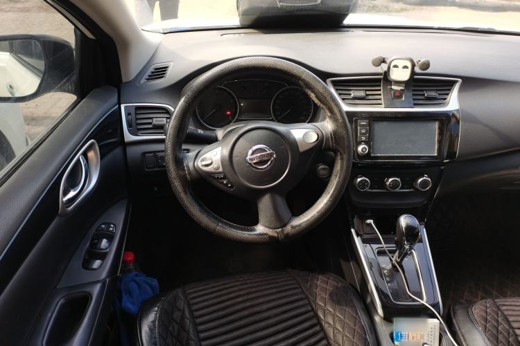 Used Nissan Sylphy 2018 1.6XV CVT Deluxe Edition Steering Wheel
