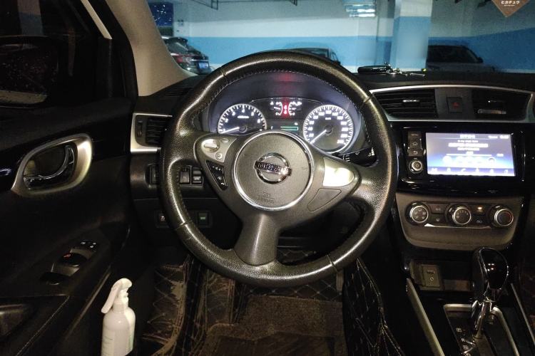 Used Nissan Sylphy 2018 1.6XV CVT Deluxe Edition Steering Wheel