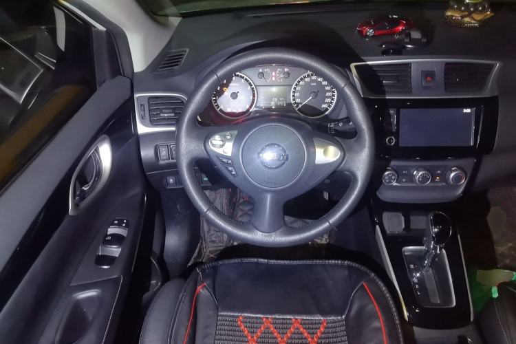 Used Nissan Sylphy 2018 1.6XV CVT Deluxe Edition Steering Wheel