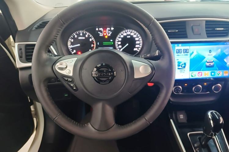 Used Nissan Sylphy 2018 1.6XV CVT Deluxe Edition Steering Wheel