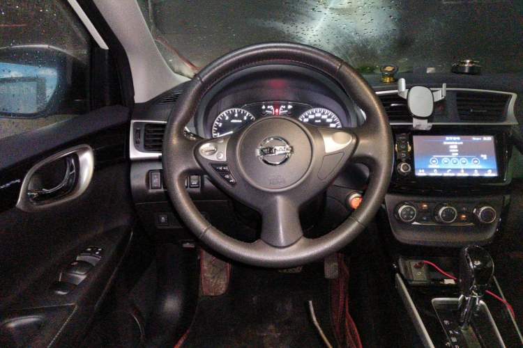 Used Nissan Sylphy 2018 1.6XV CVT Deluxe Edition Steering Wheel