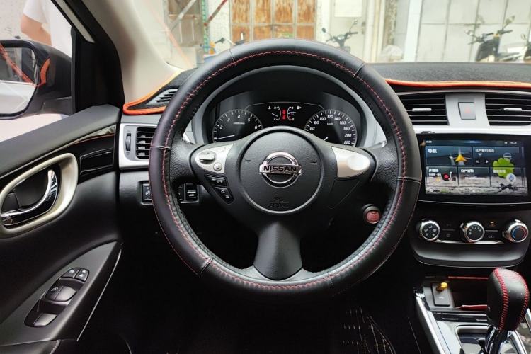 Used Nissan Sylphy 2018 1.6XV CVT Deluxe Edition Steering Wheel
