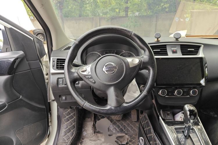 Used Nissan Sylphy 2018 1.6XV CVT Deluxe Edition Steering Wheel