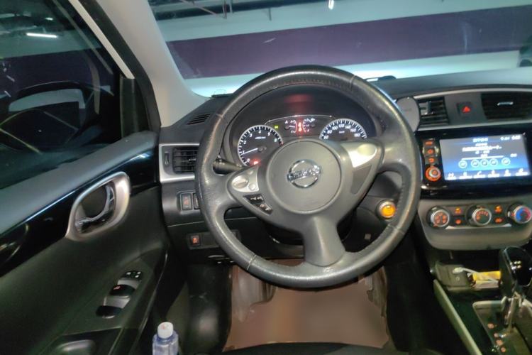 Used Nissan Sylphy 2018 1.6XV CVT Deluxe Edition Steering Wheel