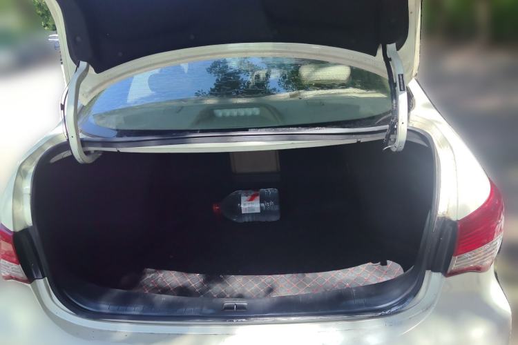 Used Nissan Sylphy 2018 Classic 1.6XE CVT Comfort Edition Trunk
