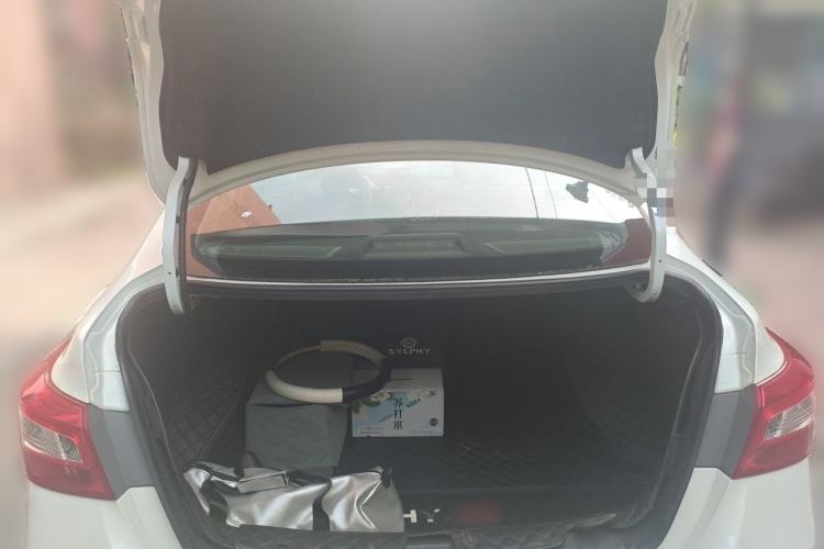 Used Nissan Sylphy 2018 1.6XV CVT Deluxe Edition Trunk