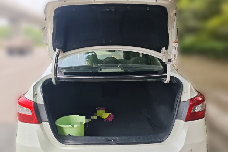 Used Nissan Sylphy 2018 1.6XL Manual Luxury Edition Trunk