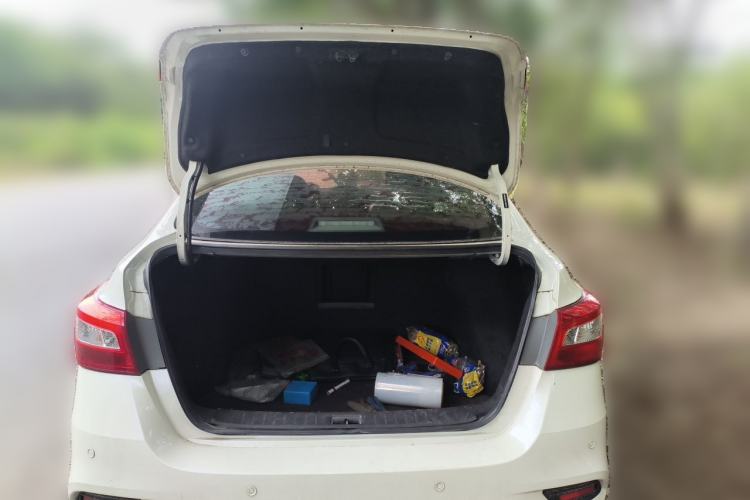 Used Nissan Sylphy 2018 1.6XV CVT Deluxe Edition Trunk