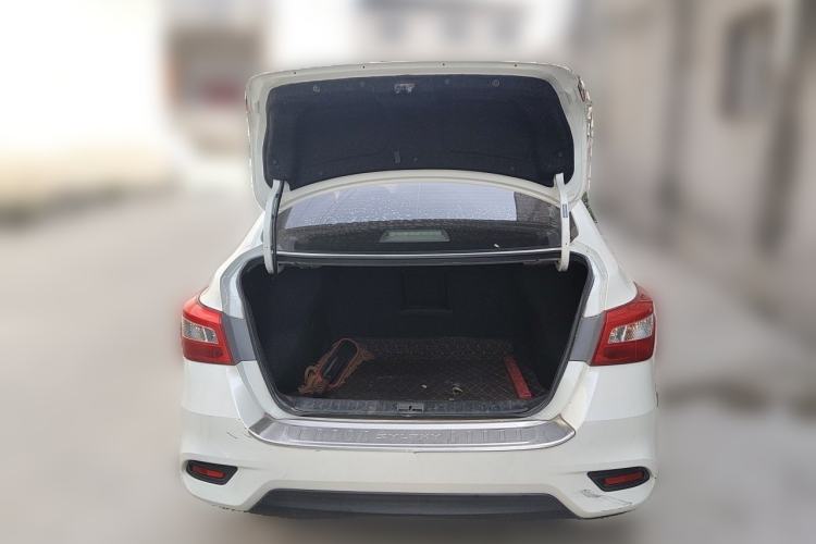 Used Nissan Sylphy 2018 1.6XE CVT Comfort Edition Trunk