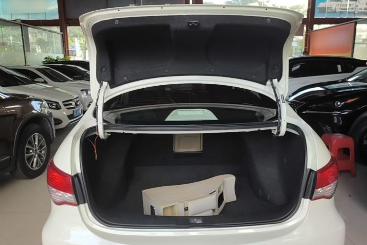 Used Nissan Sylphy 2018 Classic 1.6XE+ CVT Leading Edition Trunk