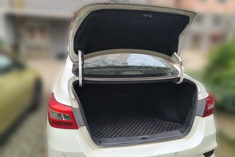 Used Nissan Sylphy 2018 1.6XV CVT Deluxe Edition Trunk