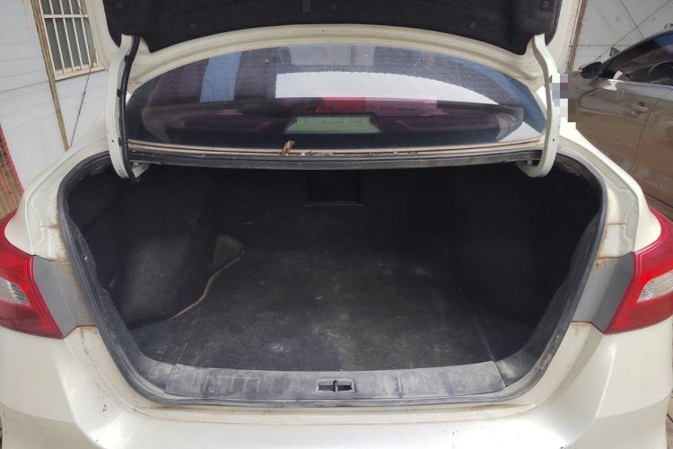 Used Nissan Sylphy 2018 1.6XV CVT Deluxe Edition Trunk