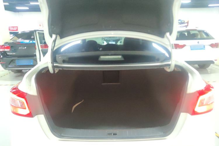 Used Nissan Sylphy 2018 1.6XL Manual Luxury Edition Trunk