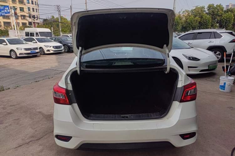 Used Nissan Sylphy 2018 1.6XV CVT Deluxe Edition Trunk