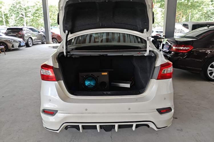 Used Nissan Sylphy 2018 1.6XV CVT Deluxe Edition Trunk