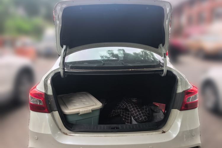 Used Nissan Sylphy 2018 1.6XV CVT Deluxe Edition Trunk
