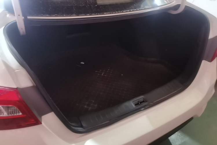 Used Nissan Sylphy 2018 1.6XV CVT Deluxe Edition Trunk