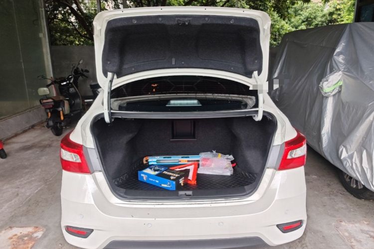 Used Nissan Sylphy 2018 1.6XV CVT Deluxe Edition Trunk