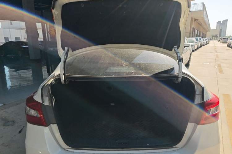 Used Nissan Sylphy 2018 1.6XV CVT Deluxe Edition Trunk