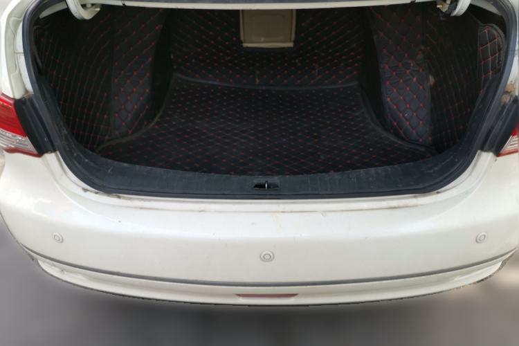 Used Nissan Sylphy 2018 Classic 1.6XE+ Manual Leading Edition Trunk