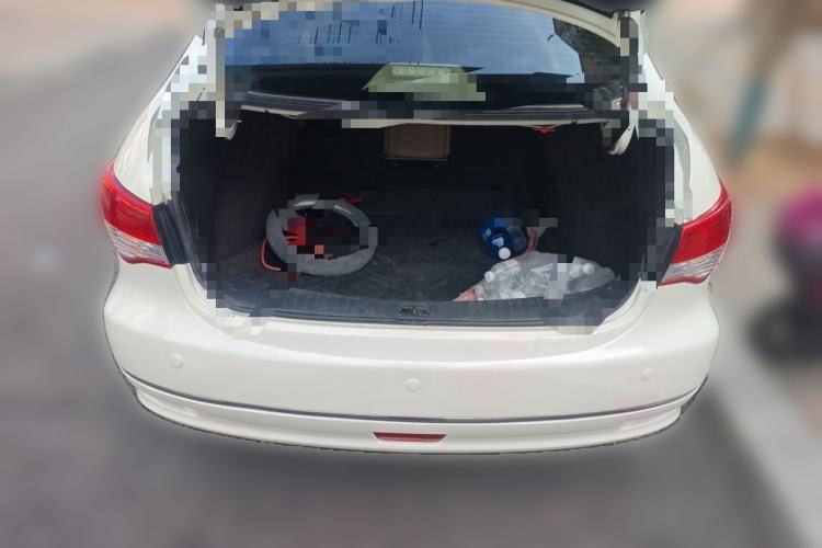 Used Nissan Sylphy 2018 Classic 1.6XE+ Manual Leading Edition Trunk