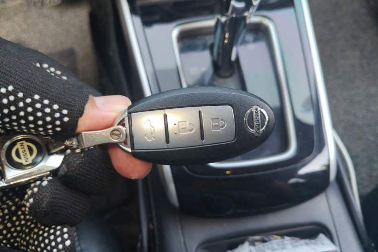 Used Nissan Sylphy 2018 1.6XV CVT Deluxe Edition Vehicle Key