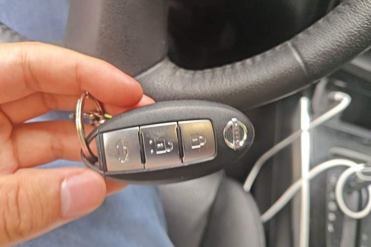 Used Nissan Sylphy 2018 1.6XV CVT Deluxe Edition Vehicle Key