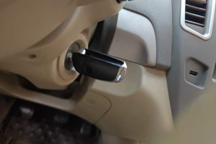 Used Nissan Sylphy 2018 Classic 1.6XE+ Manual Leading Edition Vehicle Key