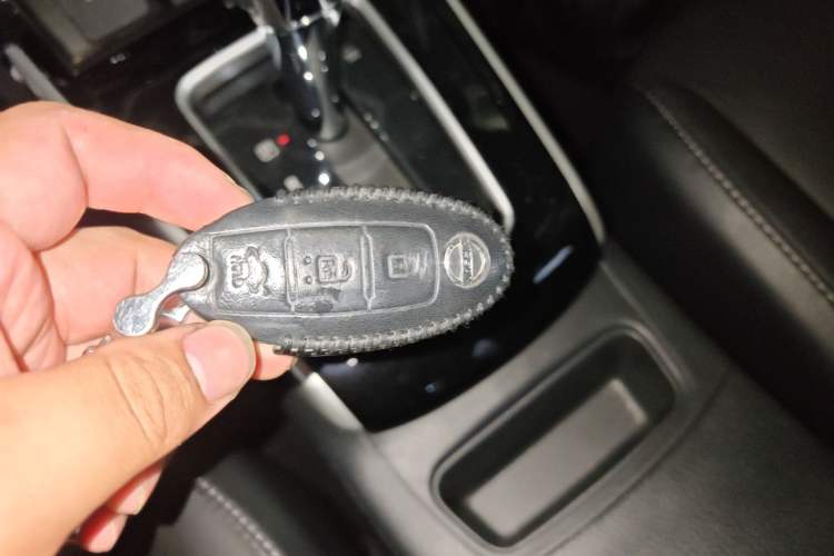Used Nissan Sylphy 2018 1.6XV CVT Deluxe Edition Vehicle Key