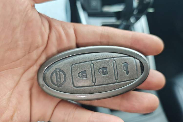 Used Nissan Sylphy 2018 1.6XV CVT Deluxe Edition Vehicle Key