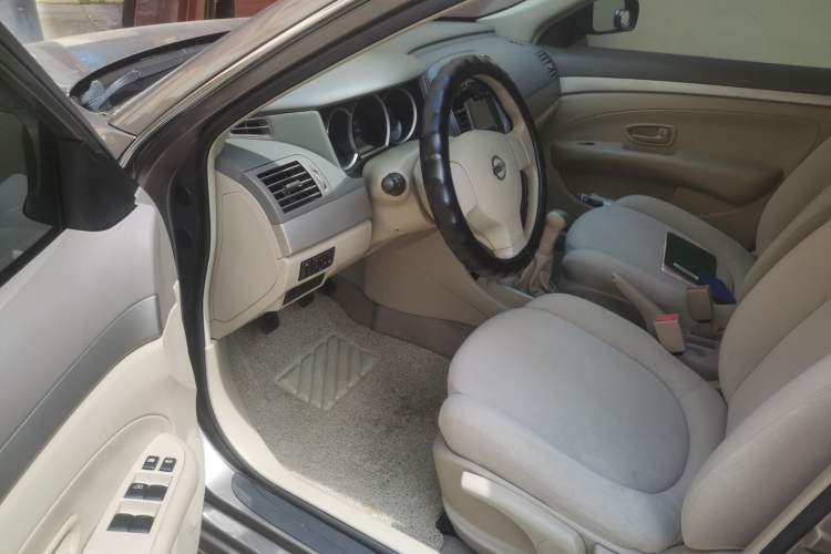 Used Nissan Sylphy 2018 Classic 1.6XE+ Manual Leading Edition Driver Seat