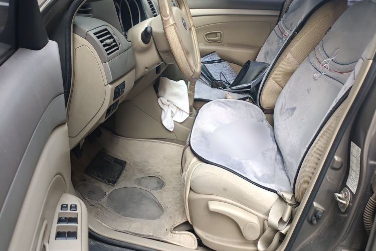 Used Nissan Sylphy 2018 Classic 1.6XE+ Manual Leading Edition Driver Seat