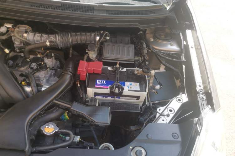 Used Nissan Sylphy 2018 Classic 1.6XE+ Manual Leading Edition Engine Bay Left