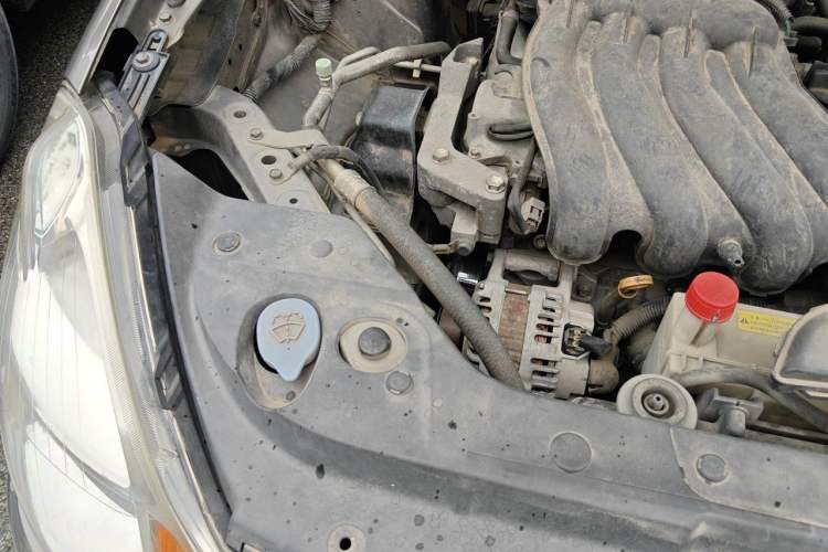 Used Nissan Sylphy 2018 Classic 1.6XE CVT Comfort Edition Engine Bay Right