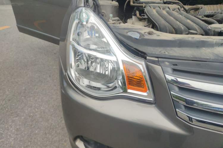 Used Nissan Sylphy 2018 Classic 1.6XE+ CVT Leading Edition Exterior 6