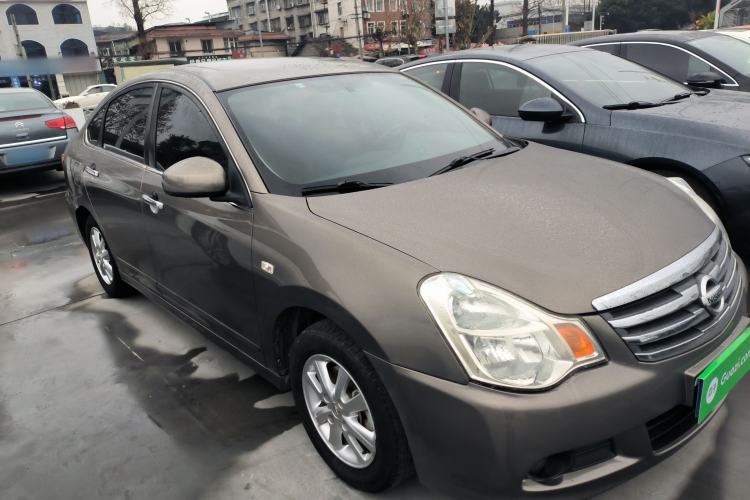 Used Nissan Sylphy 2018 Classic 1.6XE+ CVT Leading Edition Front Right 45 Deg