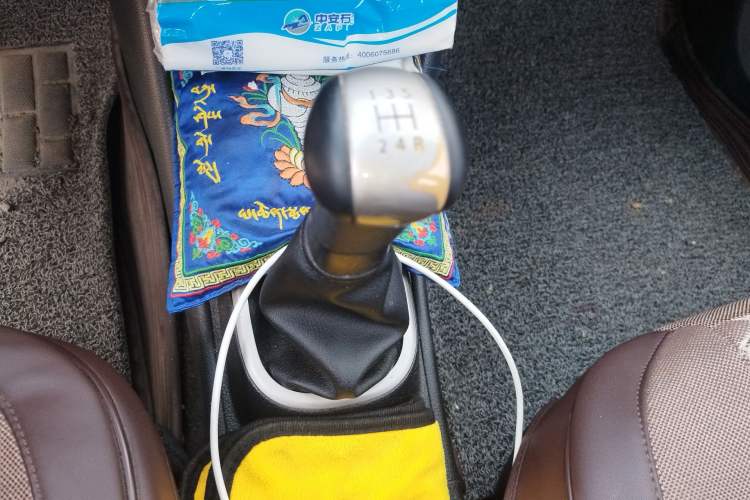 Used Nissan Sylphy 2018 Classic 1.6XE Manual Comfort Edition Gear Lever