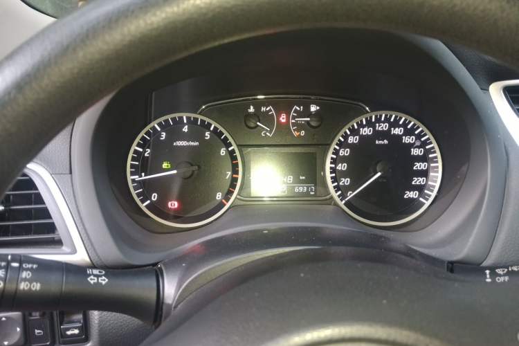 Used Nissan Sylphy 2018 1.6XV CVT Deluxe Edition Instrument Cluster
