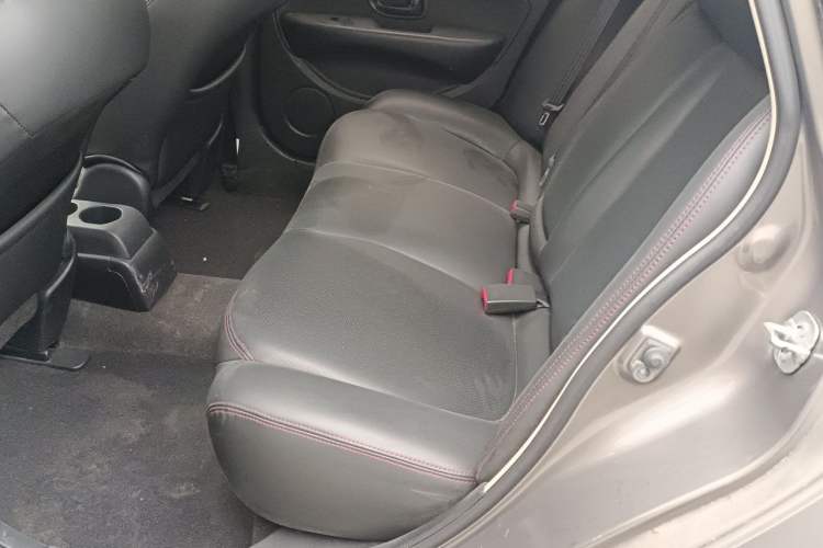 Used Nissan Sylphy 2018 Classic 1.6XE+ CVT Leading Edition Left Rear Seat