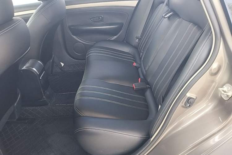 Used Nissan Sylphy 2018 Classic 1.6XE+ CVT Leading Edition Left Rear Seat