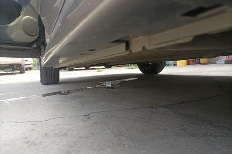 Used Nissan Sylphy 2018 Classic 1.6XE Manual Comfort Edition Left Side Sill