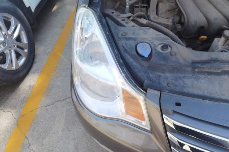 Used Nissan Sylphy 2018 Classic 1.6XE CVT Comfort Edition Right Front Headlight